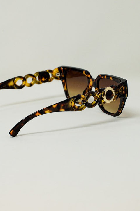 Oversized Cat Eye Sunglasses