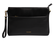 Jaelyn Pouch